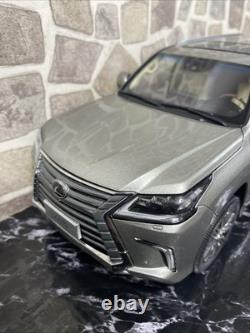 08955T Lexus LX570 Sonic Titanium Kyosho 1/18
