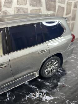 08955T Lexus LX570 Sonic Titanium Kyosho 1/18