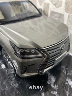 08955T Lexus LX570 Sonic Titanium Kyosho 1/18