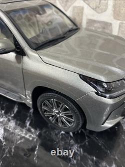 08955T Lexus LX570 Sonic Titanium Kyosho 1/18