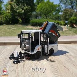 118 China Fulongma Multifunctional Cleaning Vehicle Diecast Model