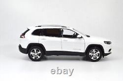 118 Scale Jeep Cherokee White Alloy Diecast Model Car Toy Vehicle Collection
