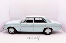 118 Scale Mercedes Benz 200 NOREV Vehicles Collection