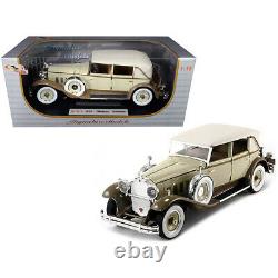 1930 Packard Brewster Tan and Coffee Brown 1/18 Diecast Model Car by Signatur