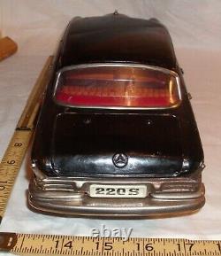 1960 Mercedes Benz 220s Four Door Car Tin Friction Toy Car Sss Of Japan Boxed