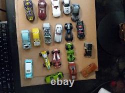 1970 Matchbox Superfast MINI CASE 19 cars some Hot Wheels Superfast & a Redline