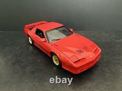 1988 Pontiac Firebird Trans Am GTA Bright Red 1/18 Greenlight