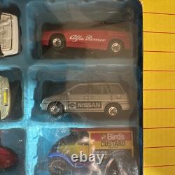 1993 Matchbox Special Collection 30 Die-Cast Vehicles with Cut-Out Playmat