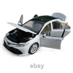 1/18 Toyota 8th Generation Camry Model Car Diecast Vehicle Boy Collection White