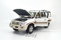1/18 Toyota LandCruiser 2005 LC100 SUV Diecast Miniature Model Car White Vehicle