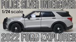 1/24 Silver Undercover 2022 Explorer Lights and Siren SEE DESCRIPTION