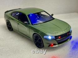 1/24 scale POLICE Unmarked Dodge Charger SRT Undercover FBI WORKING LIGHTS