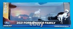 2021 Ford Bronco Family 164 3-Vehicle Diecast Set Greenlight