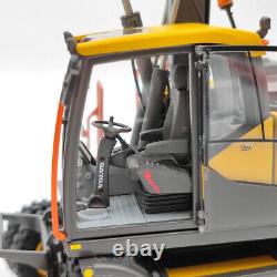 AT COLLECTIONS 132 Volvo EWR150E Wheeled Excavator Diecast Engineering Vehicle