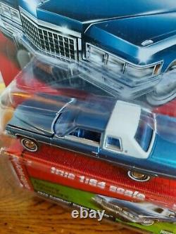 Auto World 1976 Cadillac Coupe DeVille Toys R Us Exclusive RARE! Blue 1 of 858