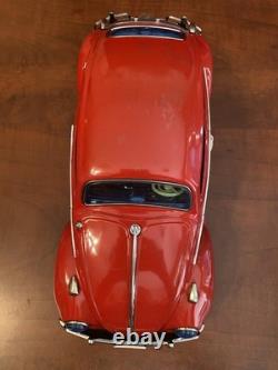 BANDAI JAPAN 1960s VW VOLKSWAGEN SEDAN CAR BUMP-N-GO TIN BATTERY TOY SEE VIDEO