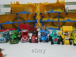 Bob the Builder 2006 SCOOP Take Along and Play Case Diecast Vehicle Cars X12