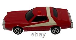 CORGI JUNIORS HEROES 12 CAR CARRY CASE (REEVES) INCLUDES 8 Vehicles