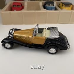 Classic Car Collection 4 Die Cast Vehicle Set CS-YK 51011 (box#A Withowners Notes)