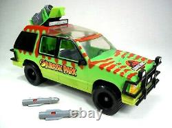 Complete Vintage 1993 Kenner Jurassic Park Jungle Explorer Vehicle Jeep Toy Car