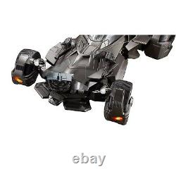 DC Justice League Ultimate Batmobile RC Vehicle Figure Standard Pack + 6 Figure