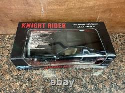 Diamond Select Toys Knight Rider Electronic 1/15 Scale K. I. T. T. Vehicle b3