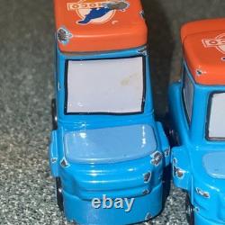 Disney Pixar Cars Diecast Dinoco Pit Crew Chief Pitties Hauler 155 Scale Mattel