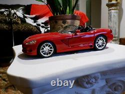 Dodge Viper SRT 10 1/18 Diecast model cars automobiles 118 Toy Vehicle