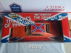 Dukes of Hazzard General Lee Diecast Vehicle Ertl 118 / 164 Scale #32878