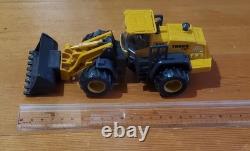 Educational toy, miniature car, construction vehicle, excavator, present, wheel
