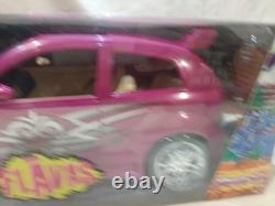 FLAVAS STREET ROD CAR VEHICLE Mattel Barbie 2003 Mh2