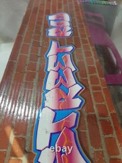 FLAVAS STREET ROD CAR VEHICLE Mattel Barbie 2003 Mh2