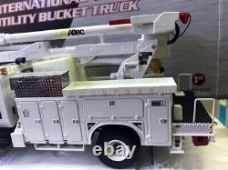 First Gear Diecast Toy Model 134 Altec Durastar Utility Bucket Truck Vehicles