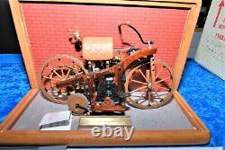 Franklin Mint 1/8 1885 Daimler Single Track Motor Vehicle Bike and Display Case