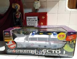 Ghostbusters Ecto 1 Diecast Car Joy Ride Vehicle Supernatural Strange Plasma Gun