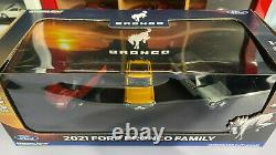 Greenlight 1/64 2021 Ford Bronco Family 3-Vehicle Diecast Set