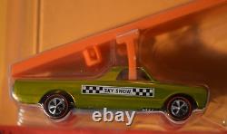 Hot Wheels 2012 Sky Show Custom Fleetside 2 Vehicle Set Car & Plane #Y0463