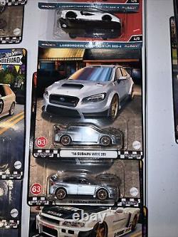 Hot Wheels Boulevard Premium Box With 16 Brand New Vehicles