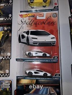 Hot Wheels Boulevard Premium Box With 16 Brand New Vehicles