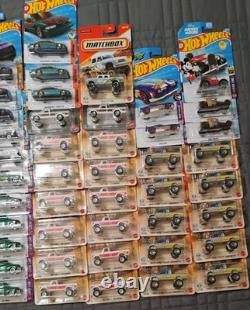 Hot Wheels Matchbox Diecast 164 Truck Lot Unopened Mickey Mouse La Troca