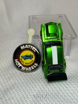 Hot Wheels Redline 1969 Mighty Maverick Green With Button Pin Car Vehicle 164