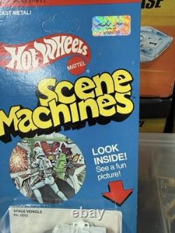 Hot Wheels Space Vehicle Scene Machine, from Mike Strauss Collection (009)