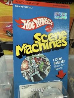 Hot Wheels Space Vehicle Scene Machine, from Mike Strauss Collection (009)
