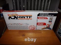 Hot Wheels, Test Facility, 20 Car Boxed Set W / Exclusive Vehicle, Nib, 2012