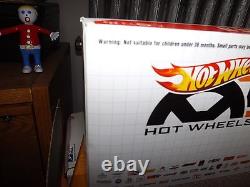 Hot Wheels, Test Facility, 20 Car Boxed Set W / Exclusive Vehicle, Nib, 2012