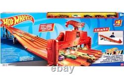 Hot Wheels Toy Car Playset with Lights, Sounds & 6 164 Scale Vehicles