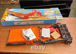 Hot Wheels Toy Car Playset with Lights, Sounds & 6 164 Scale Vehicles