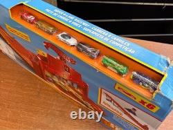 Hot Wheels Toy Car Playset with Lights, Sounds & 6 164 Scale Vehicles