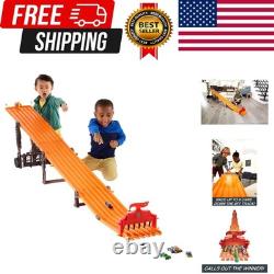 Hot Wheels Toy Car Playset with Lights, Sounds & 6 164 Scale Vehicles, Super