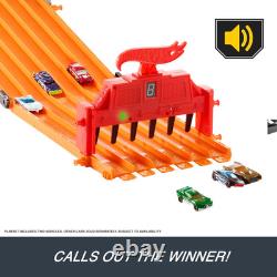 Hot Wheels Toy Car Playset with Lights, Sounds & 6 164 Scale Vehicles, Super 6